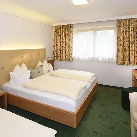 Berghof 4*