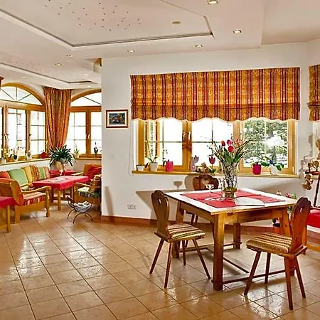 Berghof 4* 이너그렘즈
